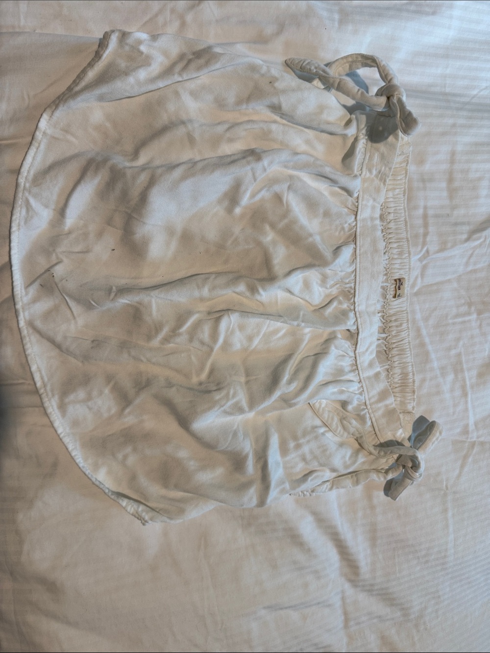 Hollister white S Skirt with ties